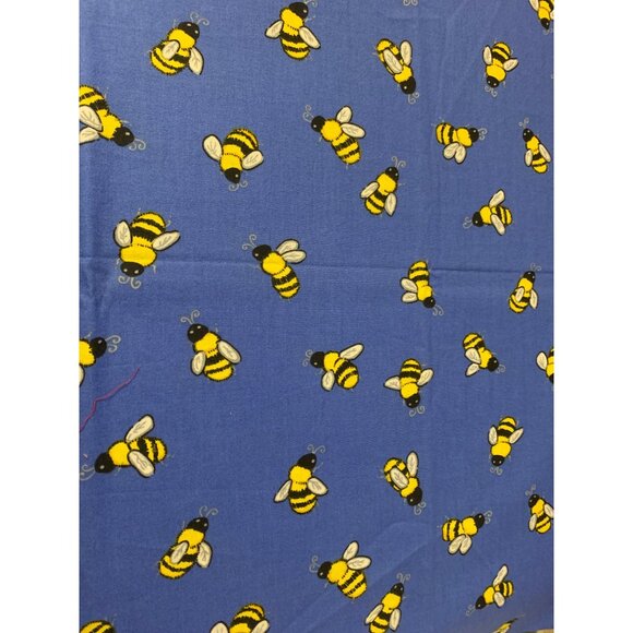 Bee-Themed Cotton Fabric 1/2 Yard 44" Wide Quilting Sewing - Picture 1 of 4
